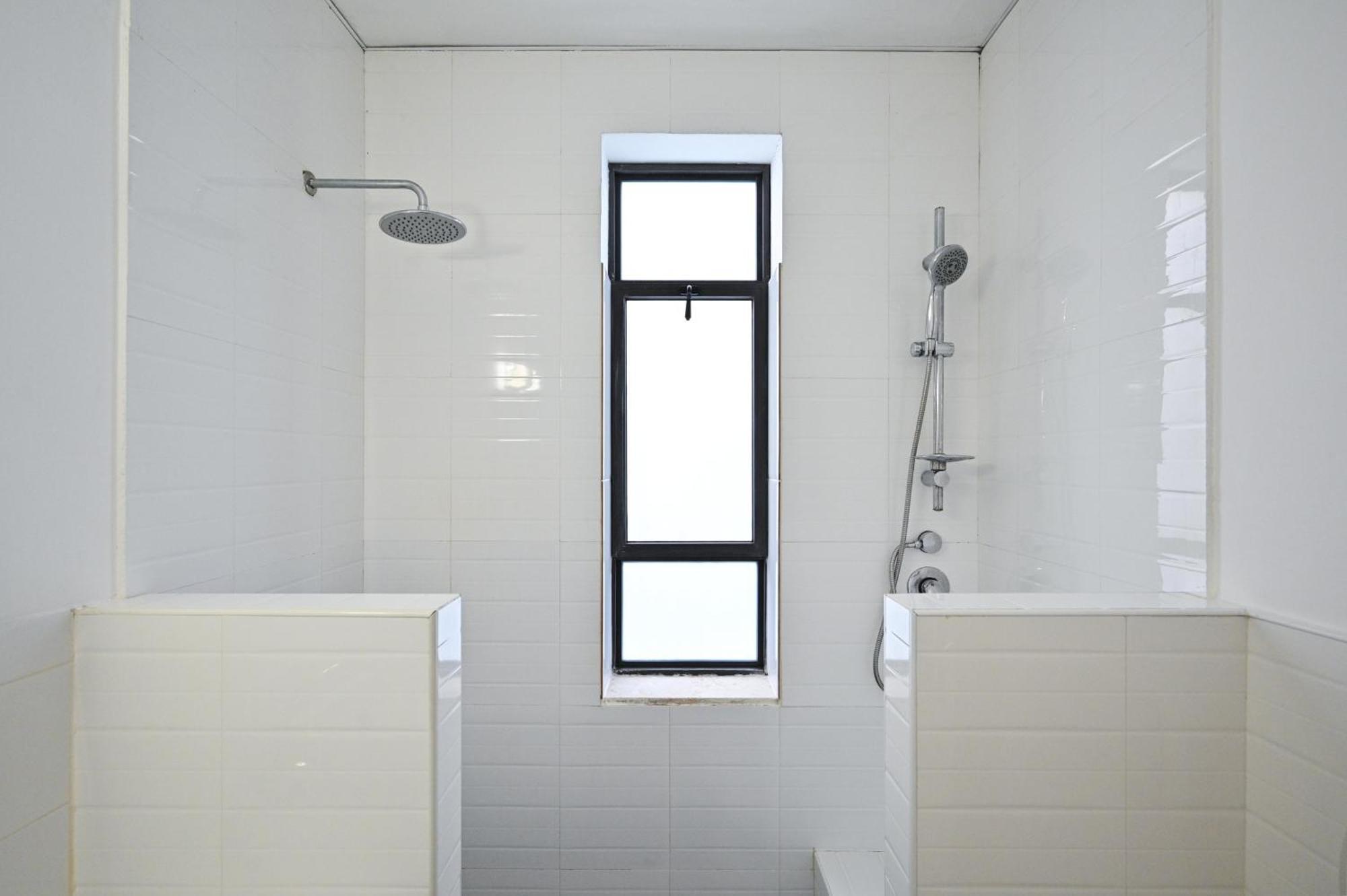 Nice 2Br Near Gordon Beach By Holyguest Tel Aviv Bagian luar foto