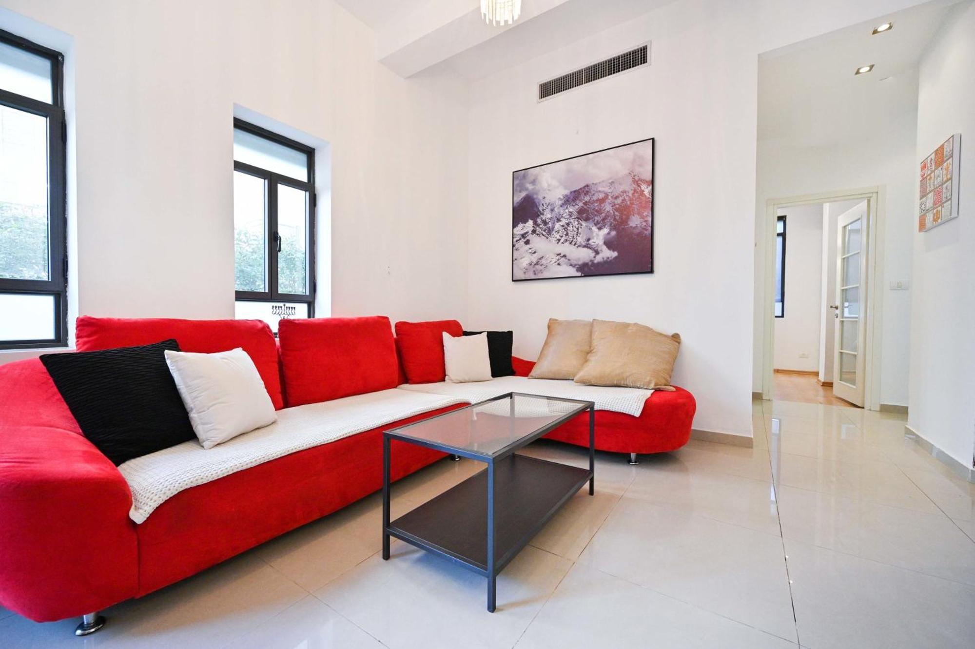 Nice 2Br Near Gordon Beach By Holyguest Tel Aviv Bagian luar foto